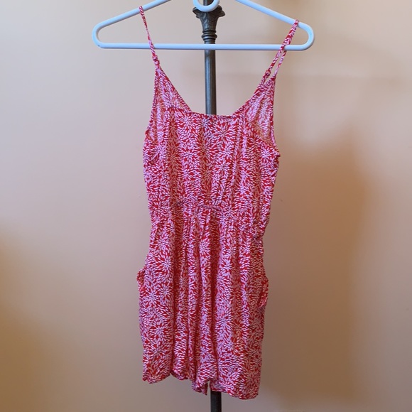 Divided Patterned Romper - Picture 2 of 3